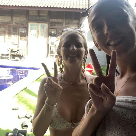 The Tipsy Gypsy Hostel Canggu Dış mekan fotoğraf