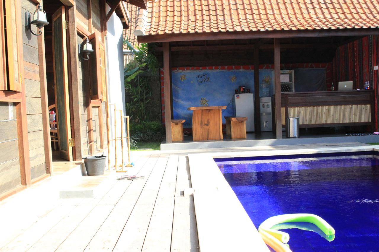 The Tipsy Gypsy Hostel Canggu Dış mekan fotoğraf