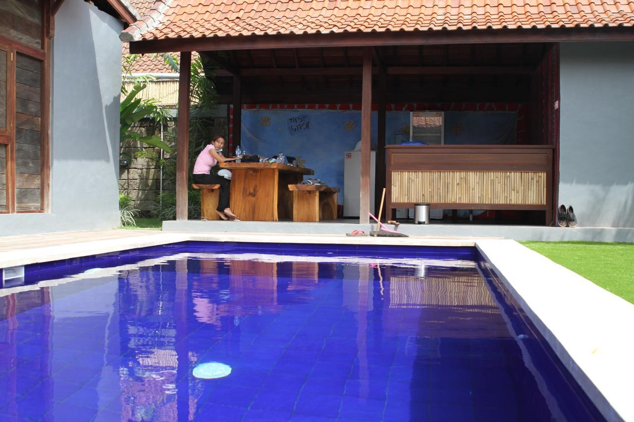 The Tipsy Gypsy Hostel Canggu Dış mekan fotoğraf